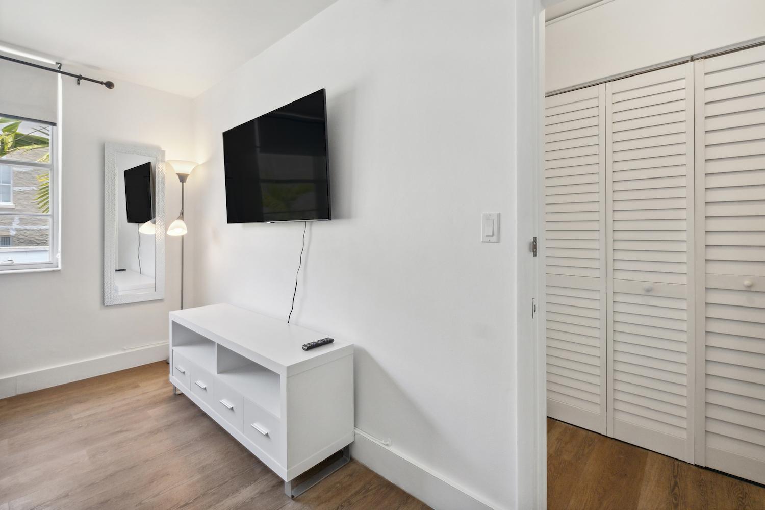 713 Miami Beach Apartments Bilik gambar