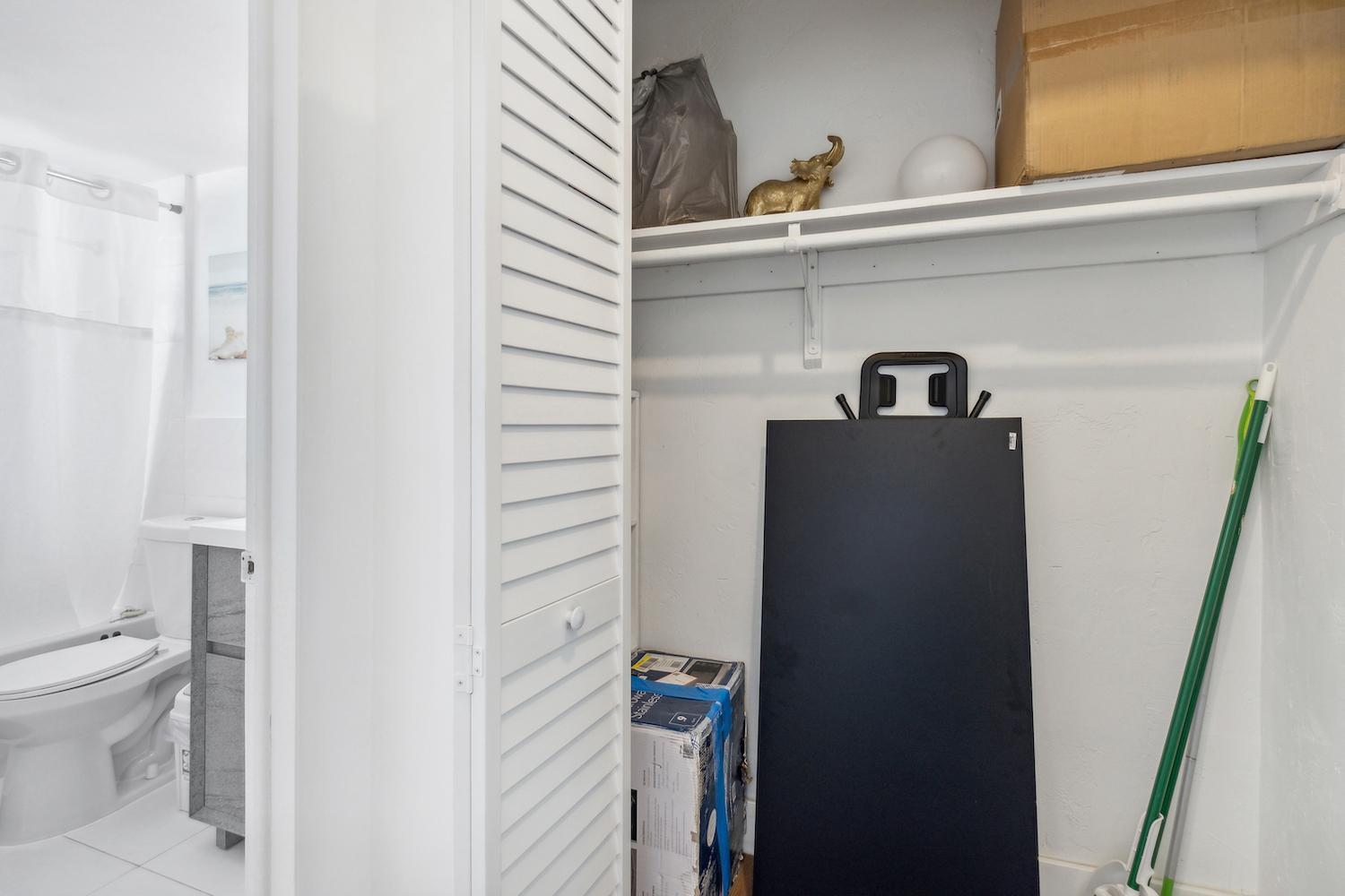 713 Miami Beach Apartments Bilik gambar