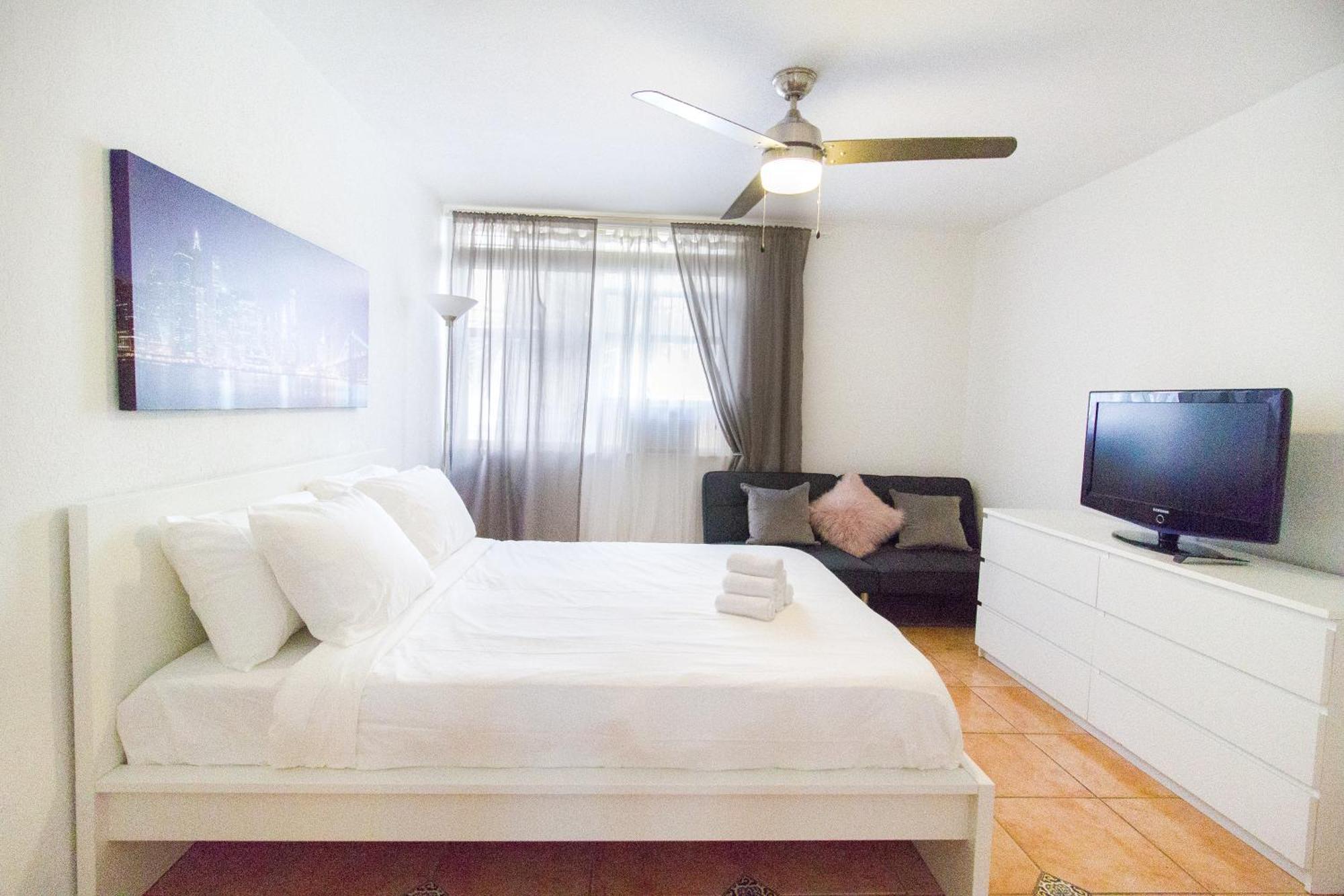 713 Miami Beach Apartments Bilik gambar