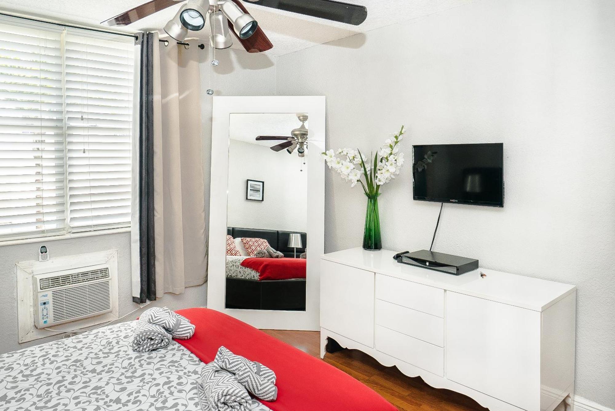 713 Miami Beach Apartments Luaran gambar